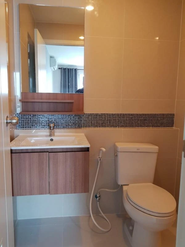 For sale: Fuse Sense Bang Khae, high floor, corner room, ready to move in, fully furnished. With a comfortable sofa, reserve now.
