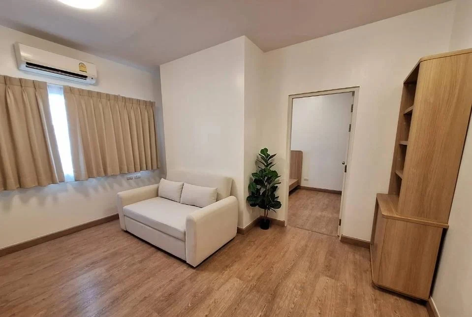 For sale: My Condo Sathorn-Taksin, spacious room, comfortable living, complete facilities, don't miss out on booking now!!