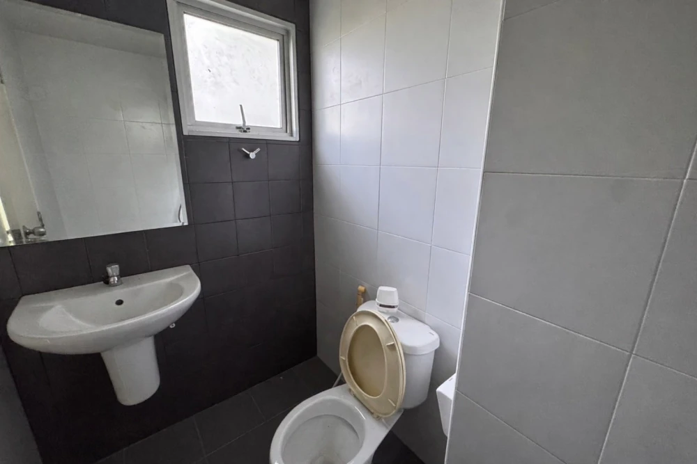 Selling My Condo Sukhumvit 81. Beautiful, quiet, and private unit. Buy now!!
