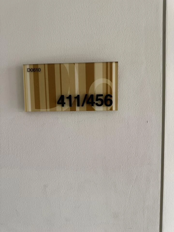 For sale: U Delight @ Huai Khwang Station, Building D, 6th floor. Spacious room with clearly defined areas. Don't miss out!
