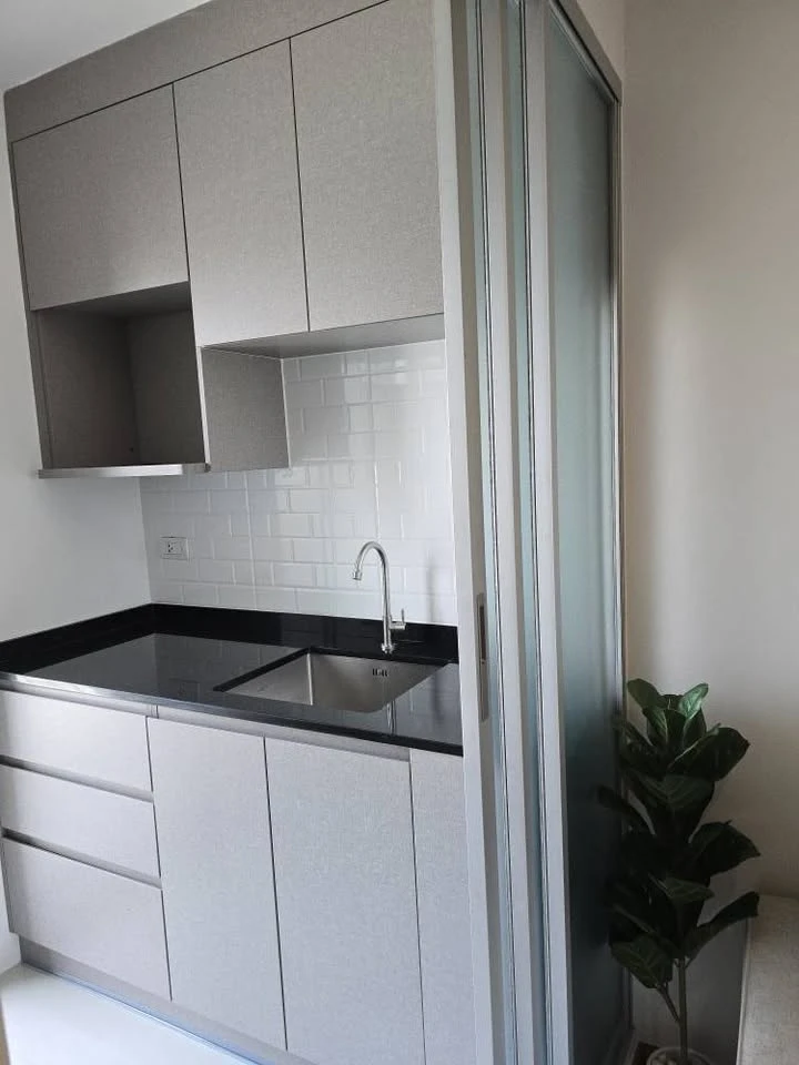 For sale: U Delight Ratchavipa, ready to move in, fully furnished, quiet atmosphere! Hurry and book now!