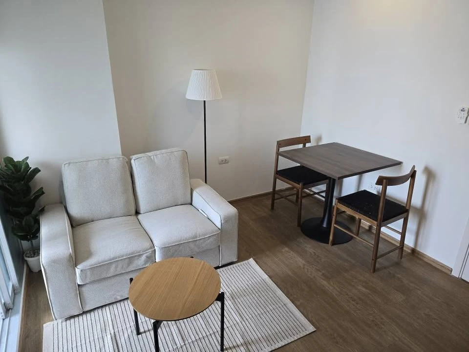 For sale: U Delight Ratchavipa, ready to move in, fully furnished, quiet atmosphere! Hurry and book now!