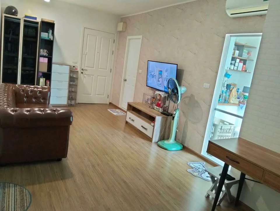 For sale: U Delight @ Talat Phlu Station, 12A floor, corner unit, spacious room, 2 bedrooms. Reserve now and you won't be disappointed.