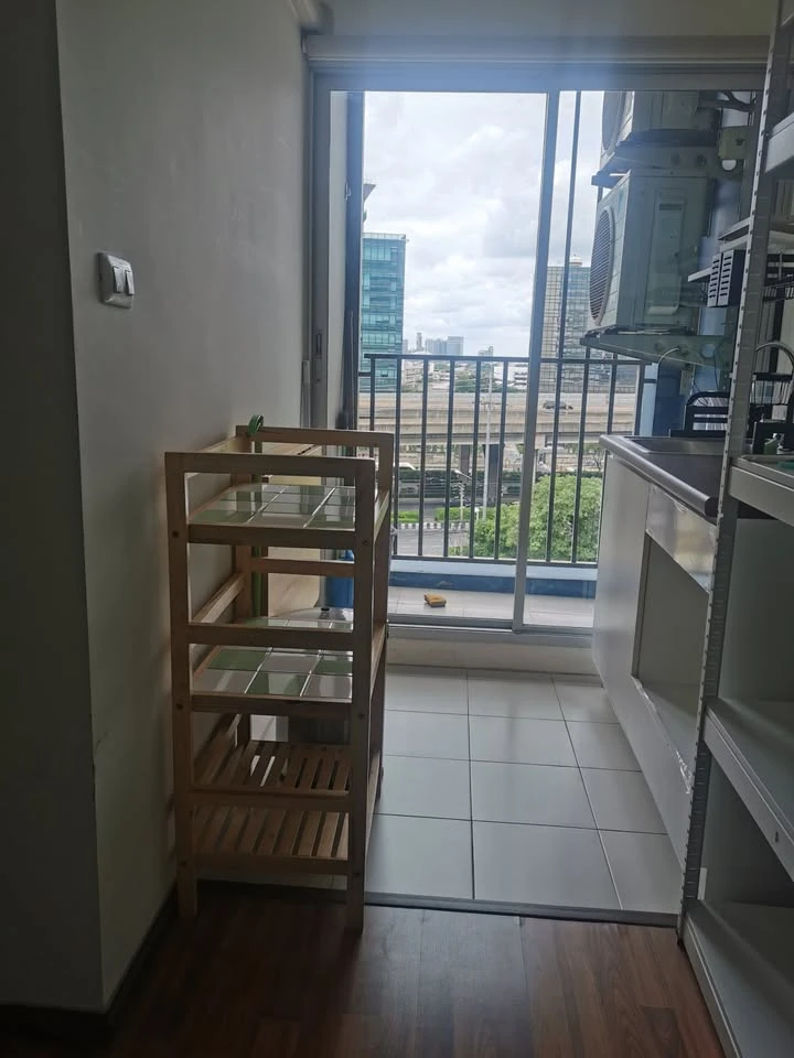 For sale: U Vibha-Ladprao. Looking for a condo in the heart of the city with multiple access points? A million-dollar view. 8th floor, open view. This