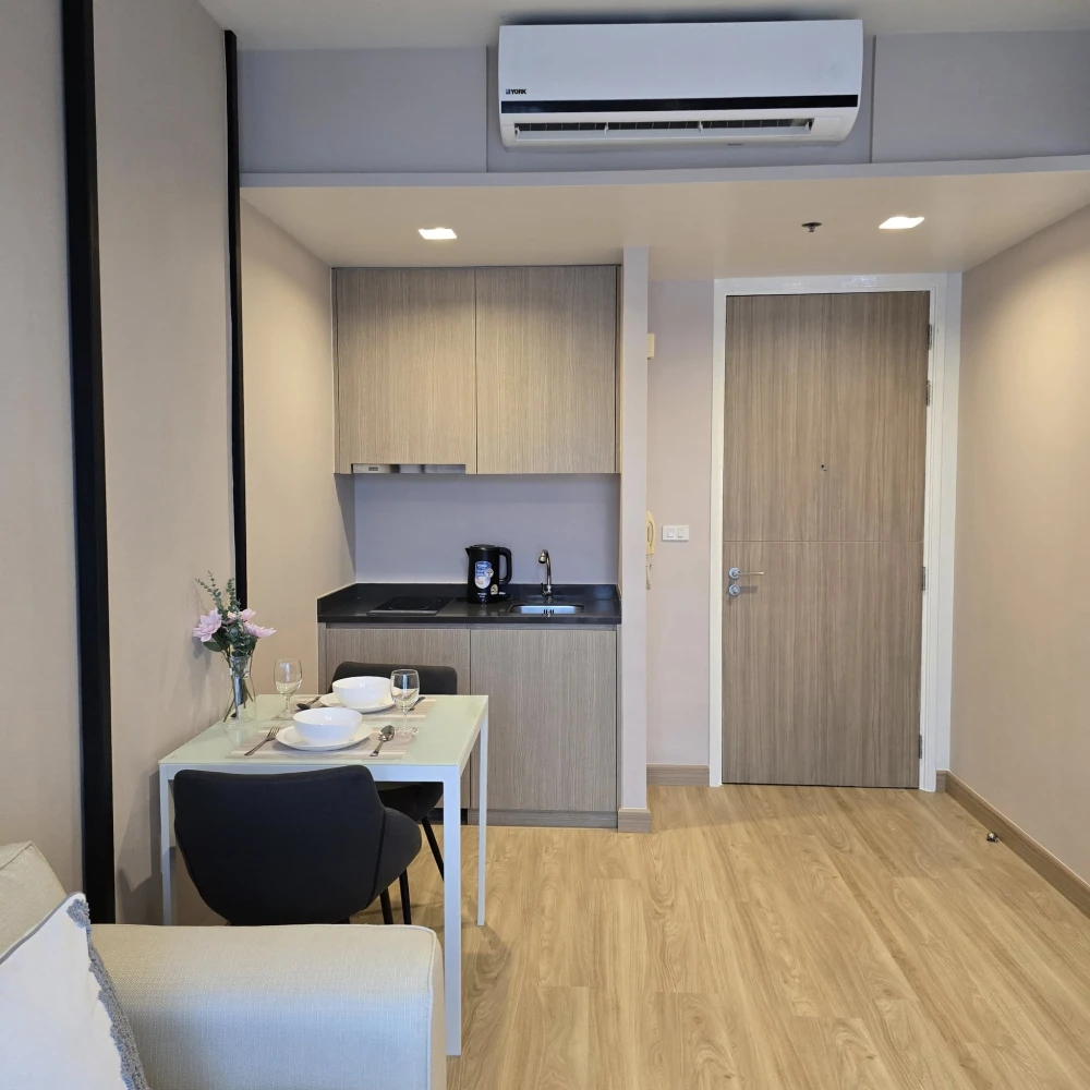 For sale: Unixx South Pattaya, a lovely room with excellent built-in furniture and fully furnished. Just bring your suitcase and move in! Reserve now!