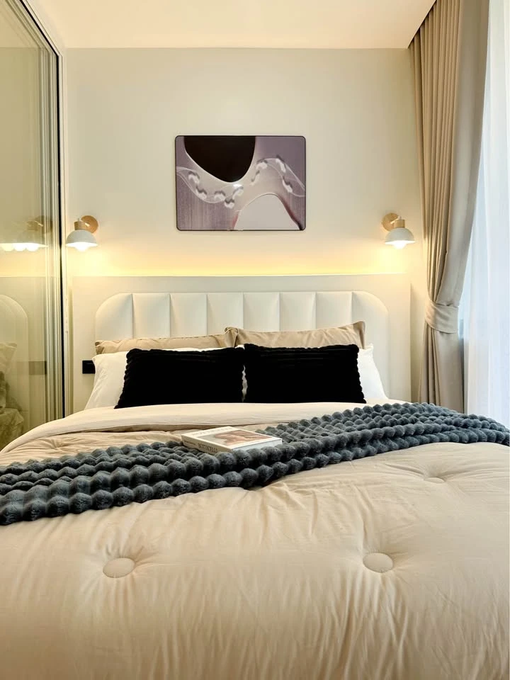 For sale: Ratchada Prestige Lat Phrao 48, a condo near the BTS, beautifully decorated, unique, worth the price, ready to move in.