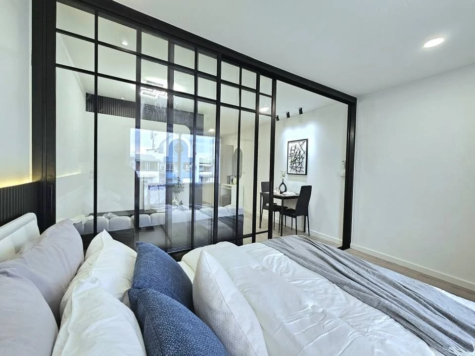 For sale: Ratchada Prestige Lat Phrao 48, swimming pool view, decorated to look good and very livable, everything as shown in the picture is included,