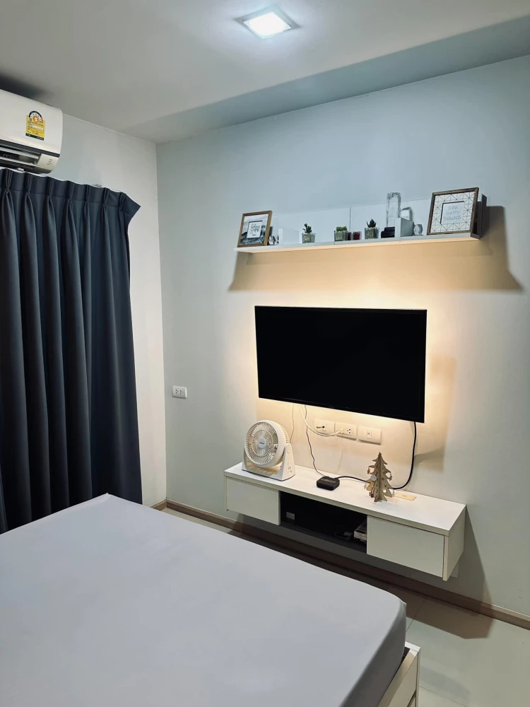 For sale: Rich Park 2 @ Tao Poon Interchange, 6th floor, pool view, great atmosphere, fully furnished and ready to move in.