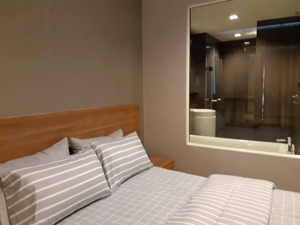 For sale: Rhythm Sathorn, 7th floor, fully furnished, ready to move in, reserve now before it's gone.