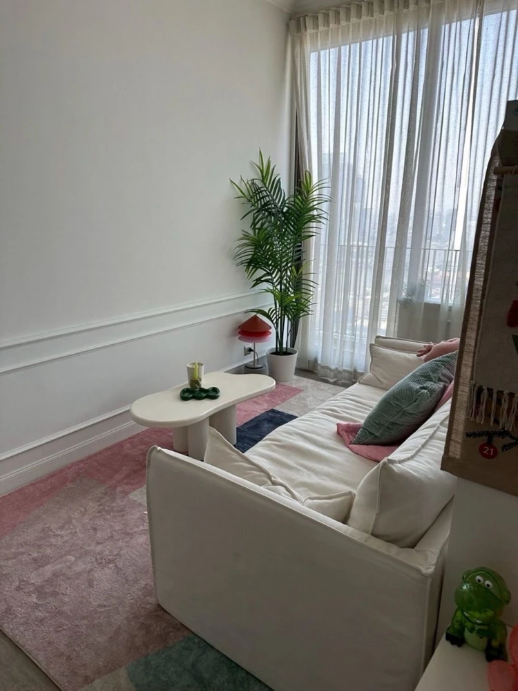 For sale!!! Rhythm Charoenkrung Pavilion, 2 bedrooms, 75 sq m., near BTS, fully furnished, ready to move in. Don't miss out!!!