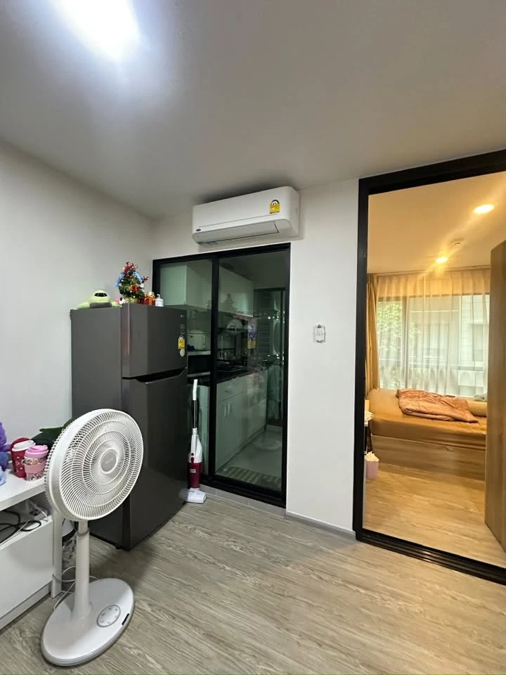For sale: Rich Phahonyothin 52, 2nd floor, beautiful room, fully furnished, worth living in, reserve now, don't miss out, hurry!