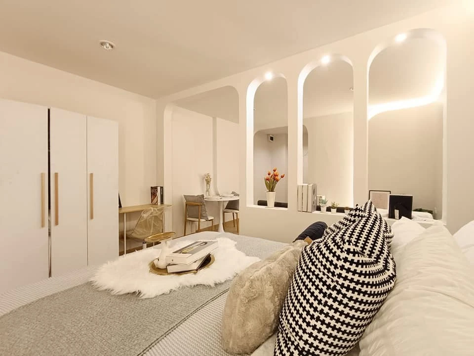 For sale: Regent Home 1 Phahon Yothin 67, beautifully decorated room, white tone, Korean minimalist style. Book now, you won't be disappointed.