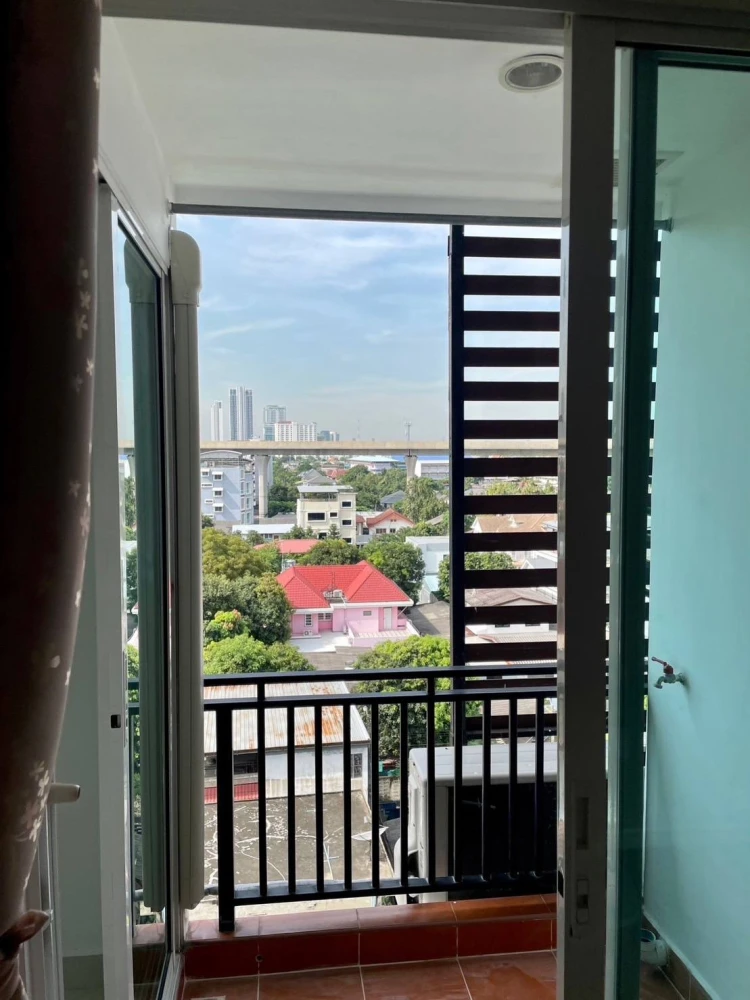 Selling Regent Home 20, Prachachuen 16, fully furnished. Decorated in a minimalist style, very nice to live in. Book first come first serve.