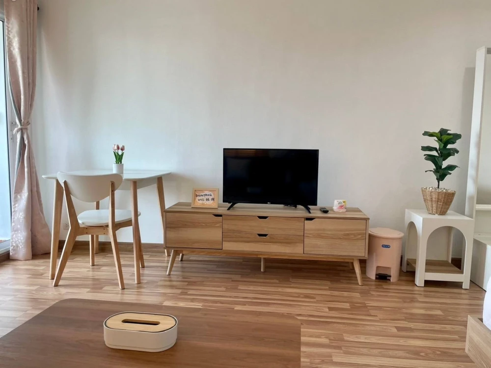 Selling Regent Home 20, Prachachuen 16, fully furnished. Decorated in a minimalist style, very nice to live in. Book first come first serve.