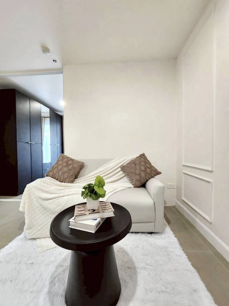 For sale: Regent Home 5 Ratchada 19, 5th floor, 32 sq.m., separate outdoor kitchen, balcony, unobstructed view. Book now before it's gone!