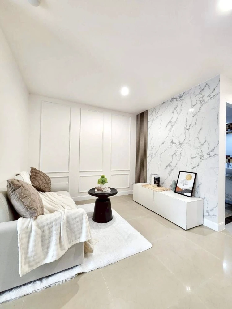 For sale: Regent Home 5 Ratchada 19, 5th floor, 32 sq.m., separate outdoor kitchen, balcony, unobstructed view. Book now before it's gone!
