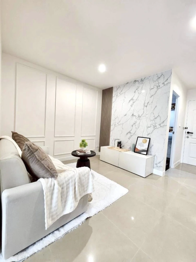 For sale: Regent Home 5 Ratchada 19, 5th floor, 32 sq.m., separate outdoor kitchen, balcony, unobstructed view. Book now before it's gone!