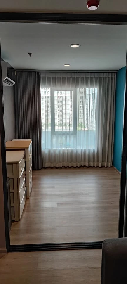 ขาย รีเจ้นท์ โฮม บางซ่อน เฟส 2 ชั้น 8 ห้องหัวมุม ฝั่งหัวมุมไม่ติดใคร แต่งวอลเปเปอร์อย่างดี แบบนี้ต้องจอง