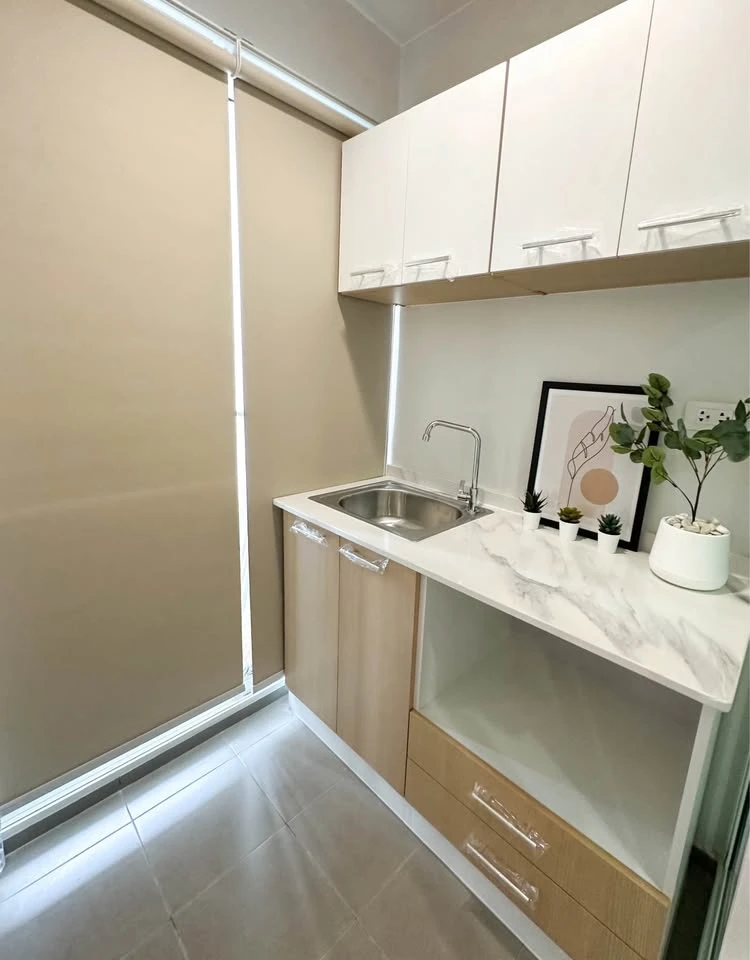 For sale: Regent Home Bang Son, Phase 2. The room is beautifully decorated, looks good, and is very stylish. You can't miss it. Hurry and reserve now.