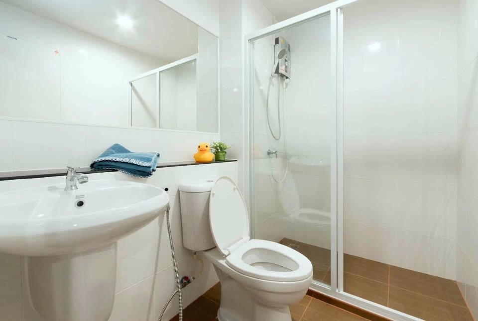 For sale: Regent Home Sukhumvit 97/1. Very good room proportions. Separate kitchen on balcony. Young people building themselves up..comfortable living