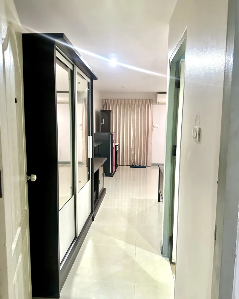 For Sale: Regent Home 4 Sukhumvit 85, 4th-floor studio unit. Convenient location near the skytrain (BTS) with easy access to dining options. A must-bo
