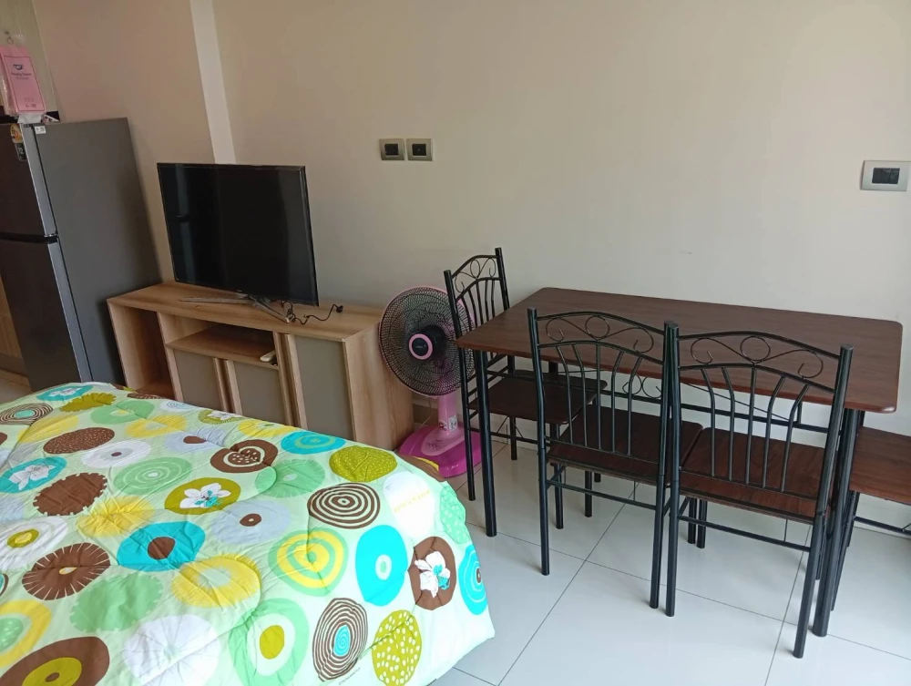Selling a unit at Laguna Beach Jomtien (Jomtien), Building A, 1st floor, fully furnished with high-quality furniture. Book now!