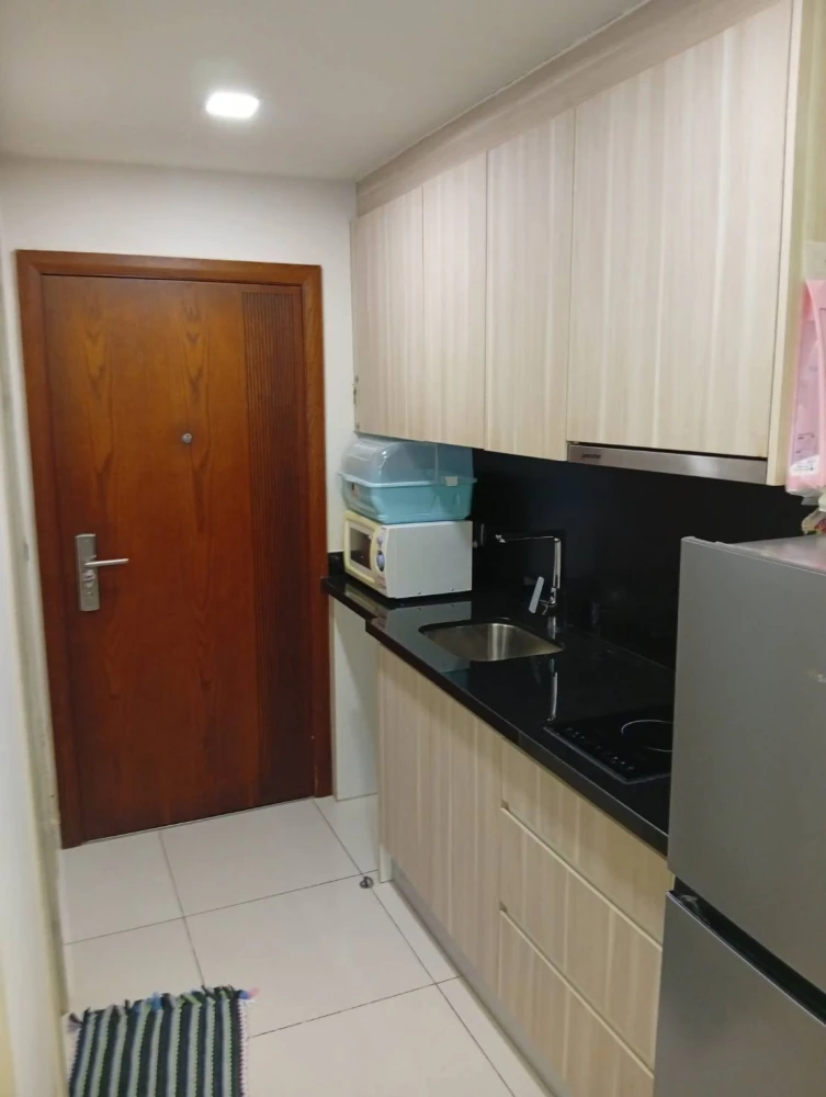 Selling a unit at Laguna Beach Jomtien (Jomtien), Building A, 1st floor, fully furnished with high-quality furniture. Book now!