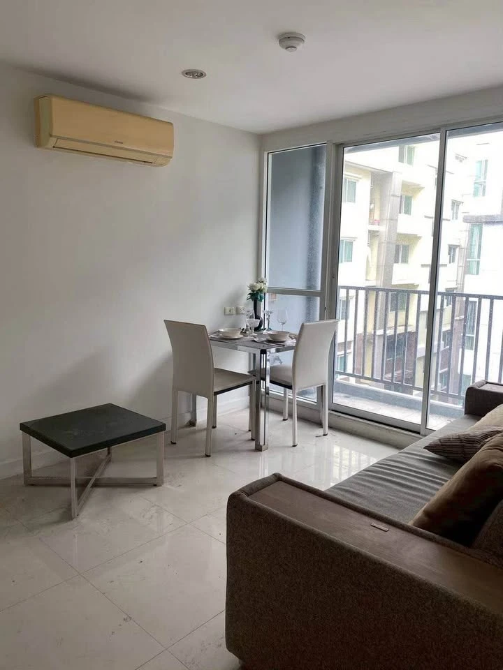 For sale: Levo Ladprao 18, 6th floor, corner room, good breeze, good feng shui, spacious area, comfortable living. Interested? Reserve now!