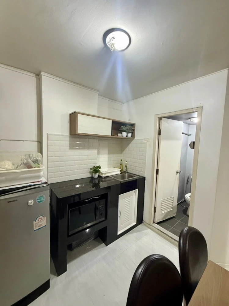 For sale: Lumpini Condo Town Chonburi - Sukhumvit, 1 bedroom, 1 bathroom. Coordinated interior design, great location. Book now!