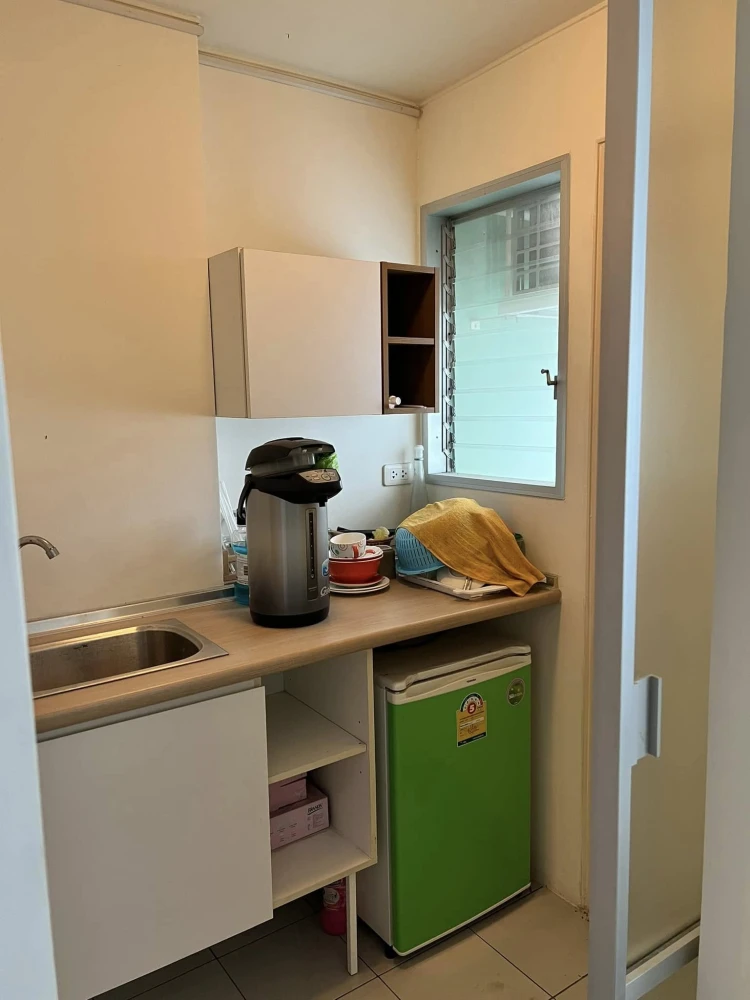 For sale: Lumpini Condo Town, Chonburi - Sukhumvit, 5th floor, fully furnished, nice to live in, reserve now.