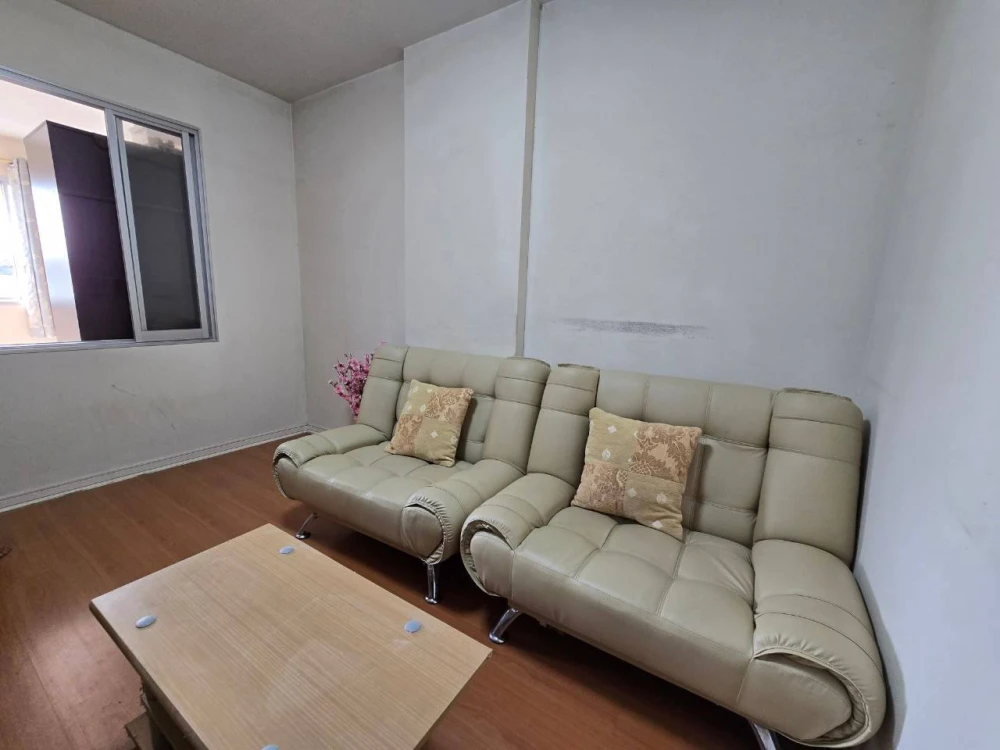 For sale: Lumpini Condo Town Bodindecha-Ramkhamhaeng, ready to move in, furnished, just bring your bag!!!