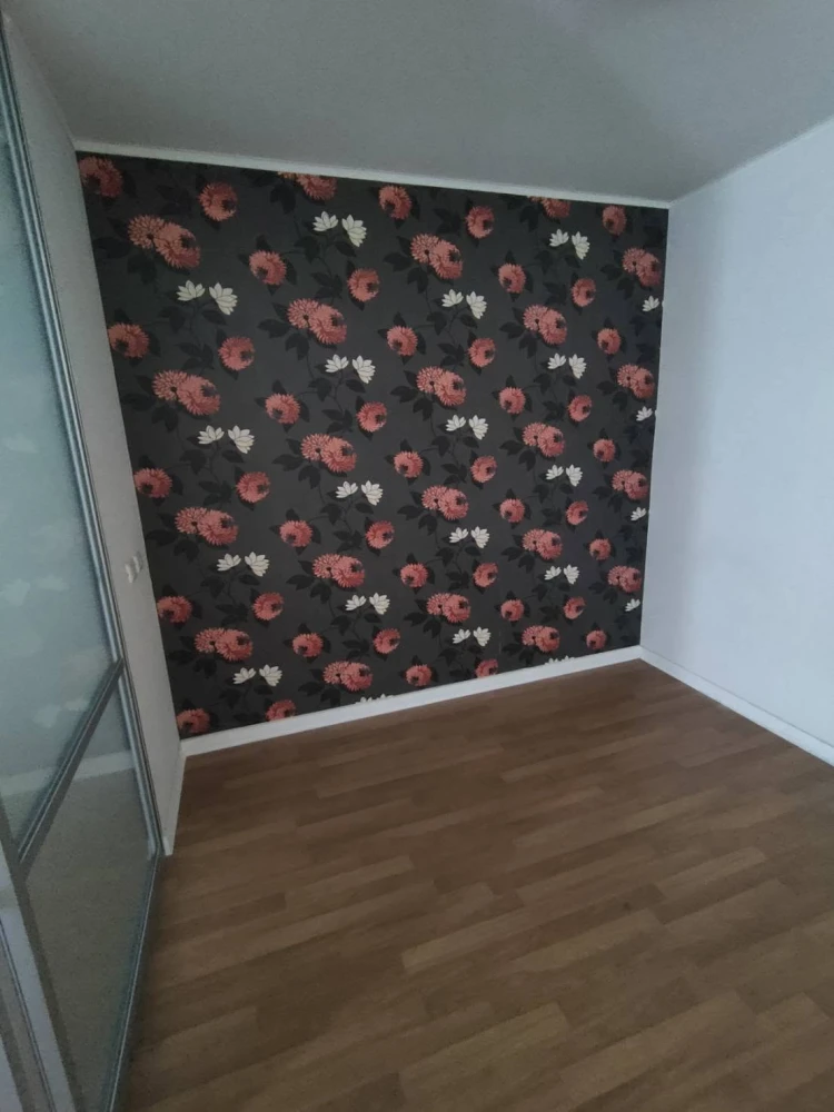 Selling Lumpini Condo Town Bangkgae, 1 bedroom, 1 bathroom. Beautiful wallpaper, convenient location. Book now!