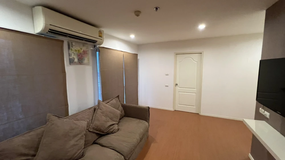 For Sale: Lumpini Condo Town Pattaya North Sukhumvit. Rare Item! Extra-large Combined Unit, 74.53 sq.m., the only one in the project! Don't miss out!
