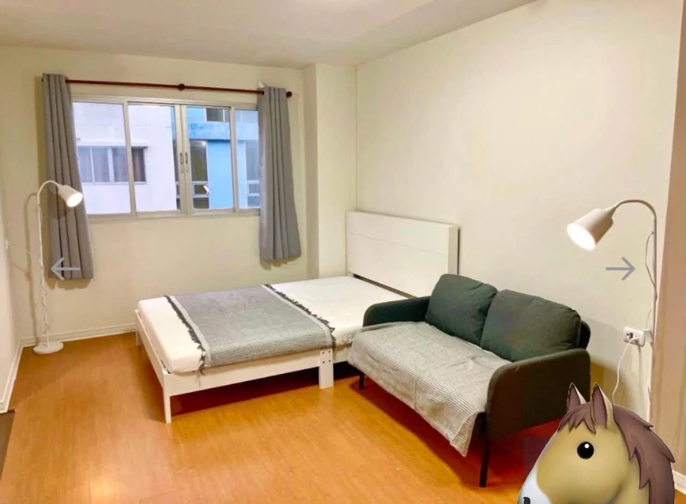 For sale: Lumpini Condo Town, Rattanathibet, 4th floor, beautiful room, fully furnished, reserve now, urgently.