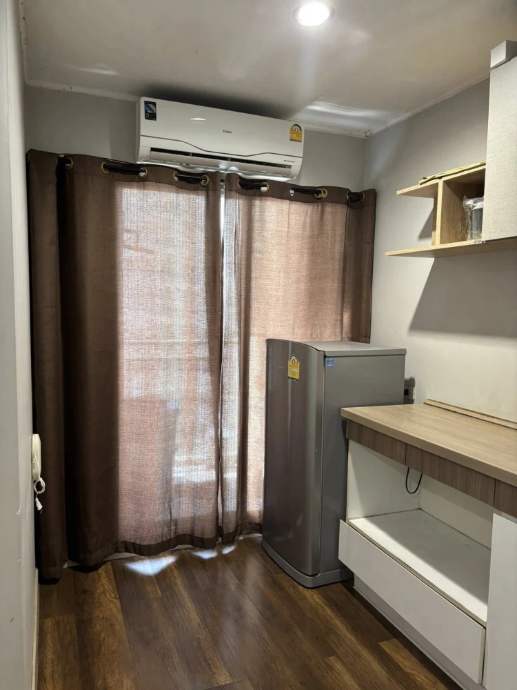 For sale: Lumpini Condo Town Ramintra - Nawamin, Building C, 15th floor, dark blue room, looks calm and inviting to relax. Hurry and book before you m