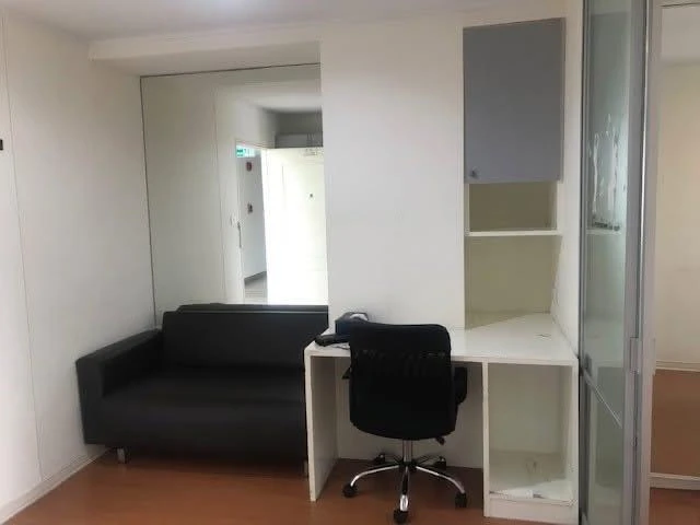 For sale: Lumpini Condo Town Ramintra - Nawamin, rare corner room, built-in throughout the room, fully decorated, don't miss it.