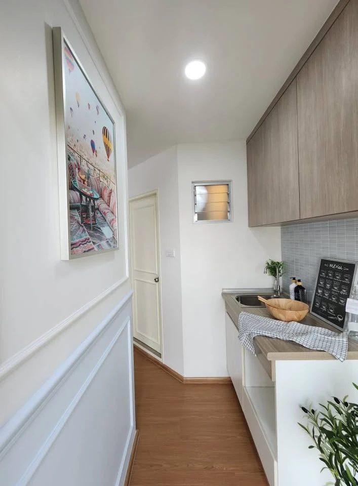 For sale: Lumpini Condo Town Ramintra - Nawamin. Beautiful built-in decoration throughout the room. Well-proportioned. You can't miss this opportunity
