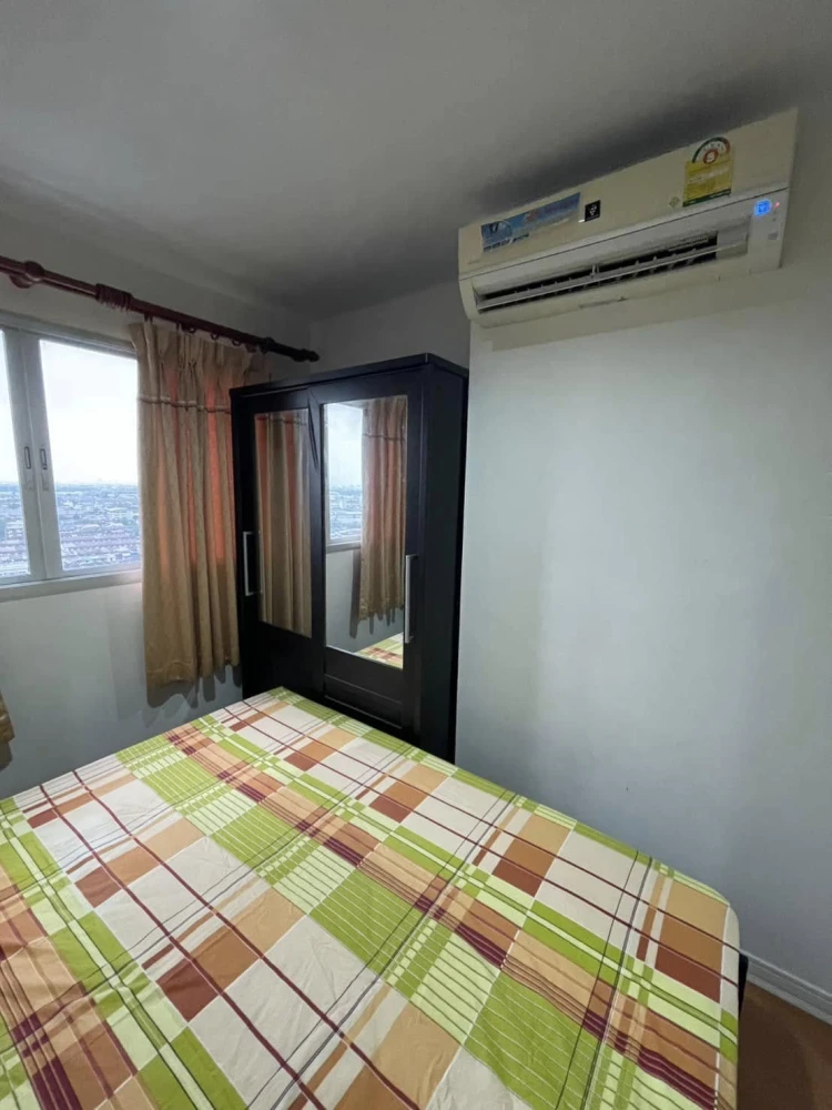 For sale: Lumpini Condo Town Ramintra-Nawamin, ready to move in, furnished, just bring your bags and move in!!