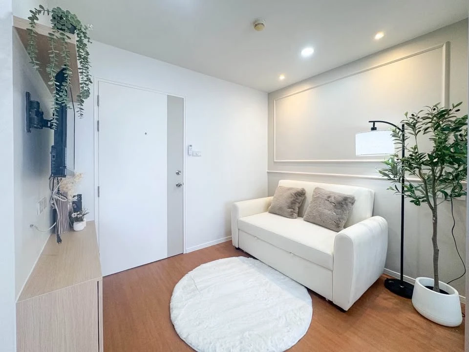 For sale: Lumpini Condo Town Ramintra-Ladprao 2. Two comfortable units, fully furnished, complete amenities. Just bring your belongings and move in!