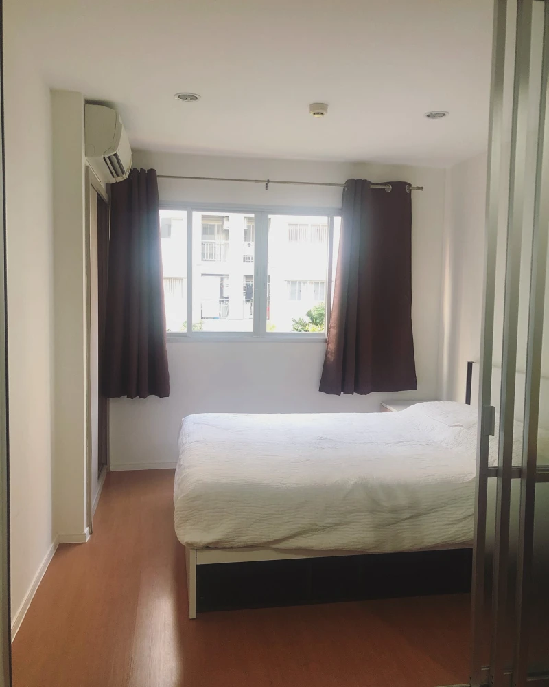 For sale: Lumpini Condo Town Ramintra-Lat Phrao, room in good condition, garden view, quiet, shady, not noisy, fully furnished, must book.