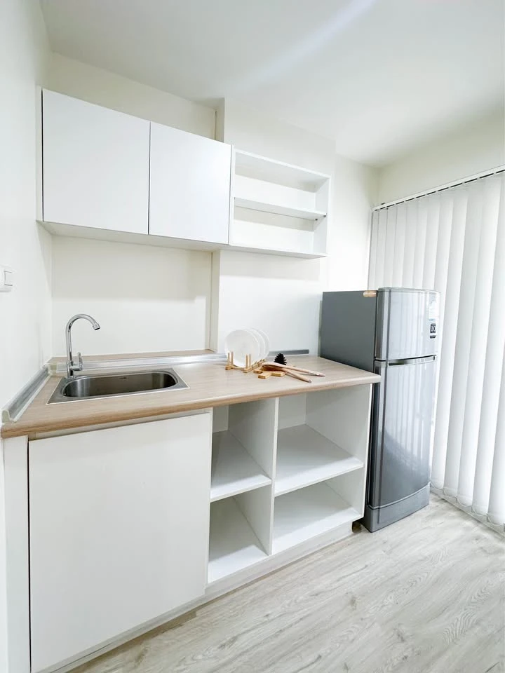 For sale: Lumpini Condo Town Ramintra-Lad Phrao, front room, fully furnished, just bring your bags+++