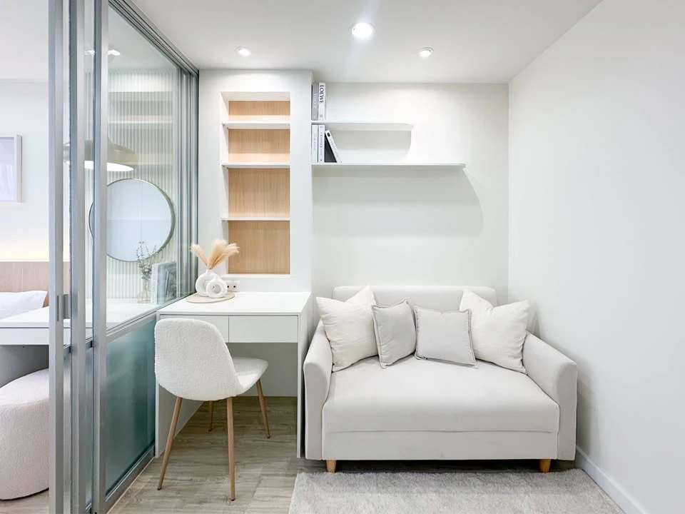 For sale: Lumpini Condo Town Ramintra-Lad Phrao, front room, fully furnished, just bring your bags+++