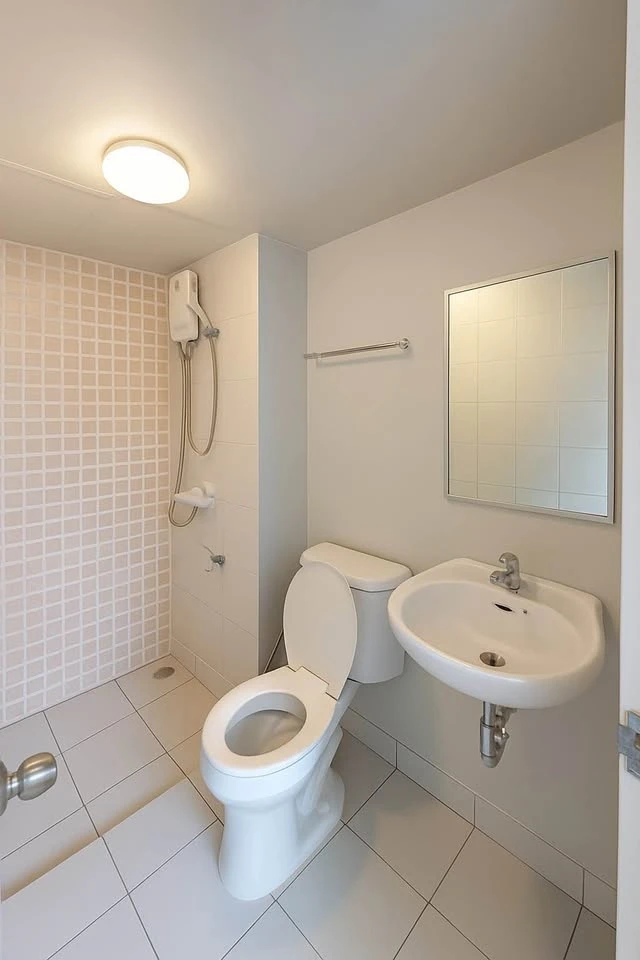 For sale: Lumpini Condo Town Romklao-Suvarnabhumi. Live there and be successful. Live there and be lucky. Live there and feel refreshed. Interested? R
