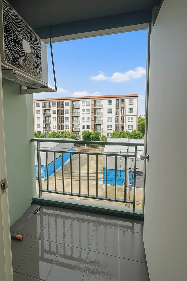 For sale: Lumpini Condo Town Romklao-Suvarnabhumi. Live there and be successful. Live there and be lucky. Live there and feel refreshed. Interested? R