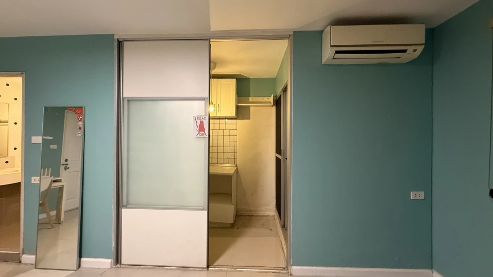 For sale: Lumpini Town Bodindecha-Ramkhamhaeng, Studio room, high-quality tile flooring, ready to move in.