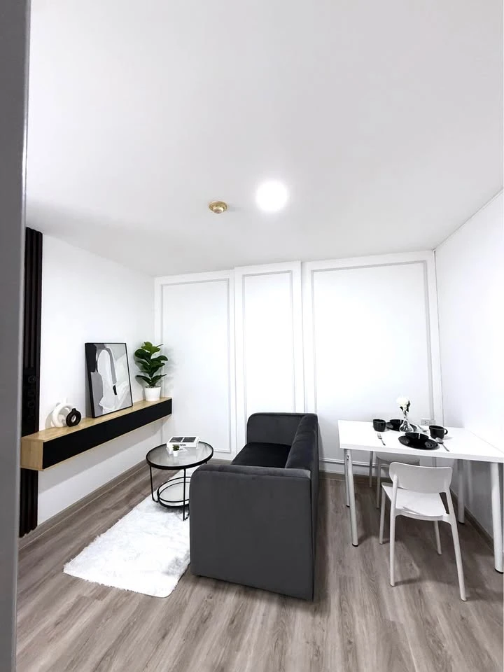 For sale: Lumpini Town Bodindecha-Ramkhamhaeng. Beautifully decorated, stylish, and very livable. Don't just look, hurry and reserve now!