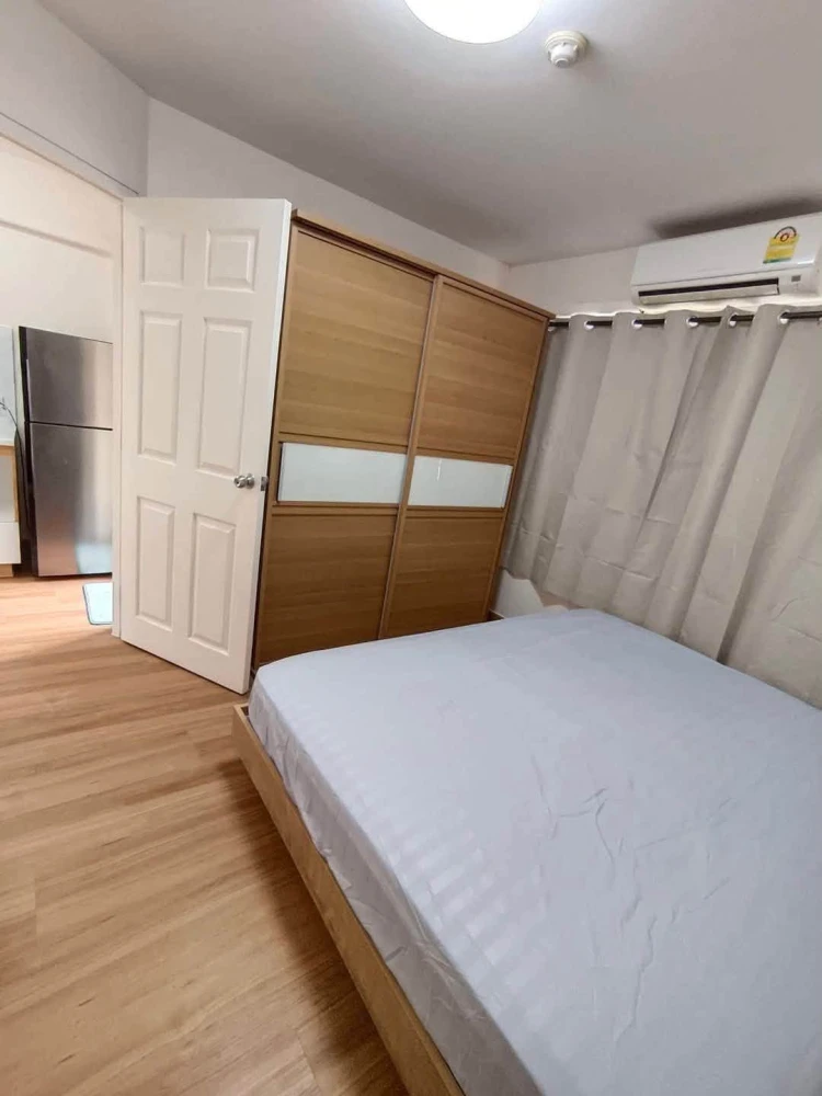 For Sale: Lumpini Town Bodindecha-Ramkhamhaeng, Building D2, 7th Floor. Fully furnished, clean, and very inviting unit—book now!
