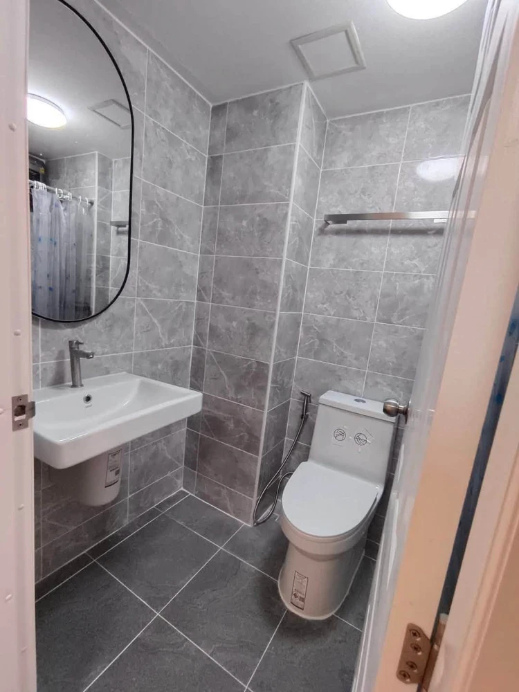 For Sale: Lumpini Town Bodindecha-Ramkhamhaeng, Building D2, 7th Floor. Fully furnished, clean, and very inviting unit—book now!