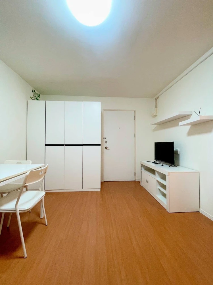 For Sale: Lumpini Township Rangsit-Khlong 1. Ideal for university students and working professionals seeking an affordable, fully furnished unit.