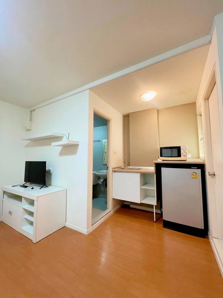 For Sale: Lumpini Township Rangsit-Khlong 1. Ideal for university students and working professionals seeking an affordable, fully furnished unit.